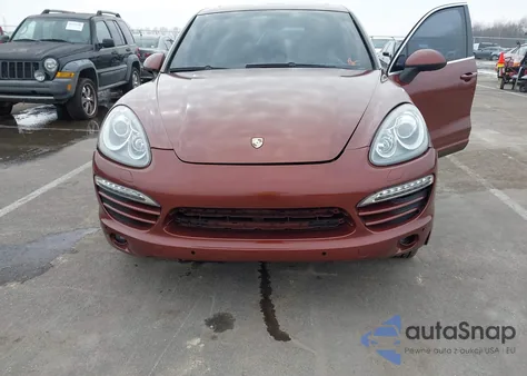 2011 Porsche Cayenne z USA, uszkodzony, nr VIN WP1AA2A2XBLA04831